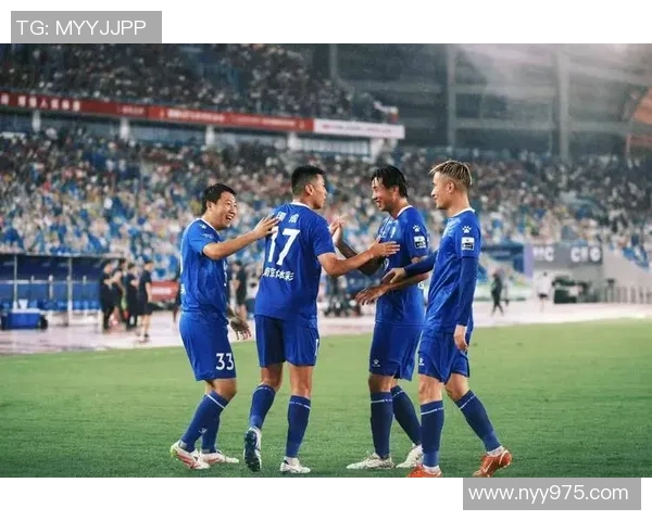 南京足球队的奋斗历程与大师赛的荣耀之路探秘